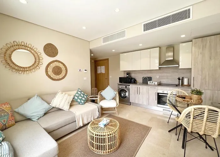 Boho Mint 1 Bdr Mangroovy Pool & Sea View *